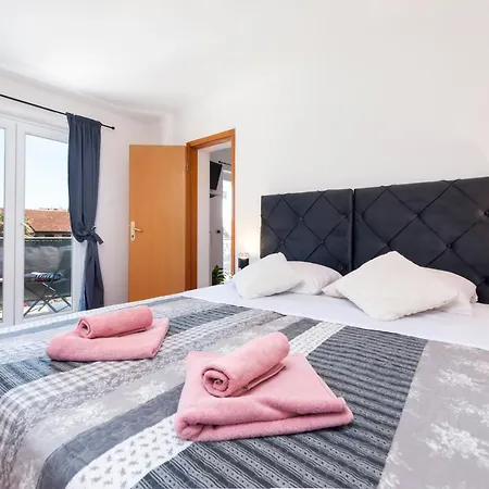 Biggy Apartment *